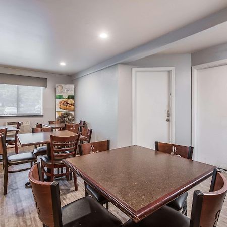 Quality Inn Atlanta Airport-Central College Park Екстер'єр фото
