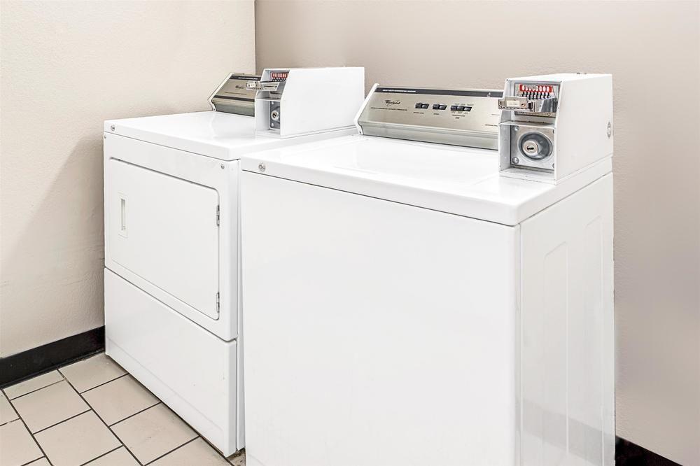 Quality Inn Atlanta Airport-Central College Park Екстер'єр фото