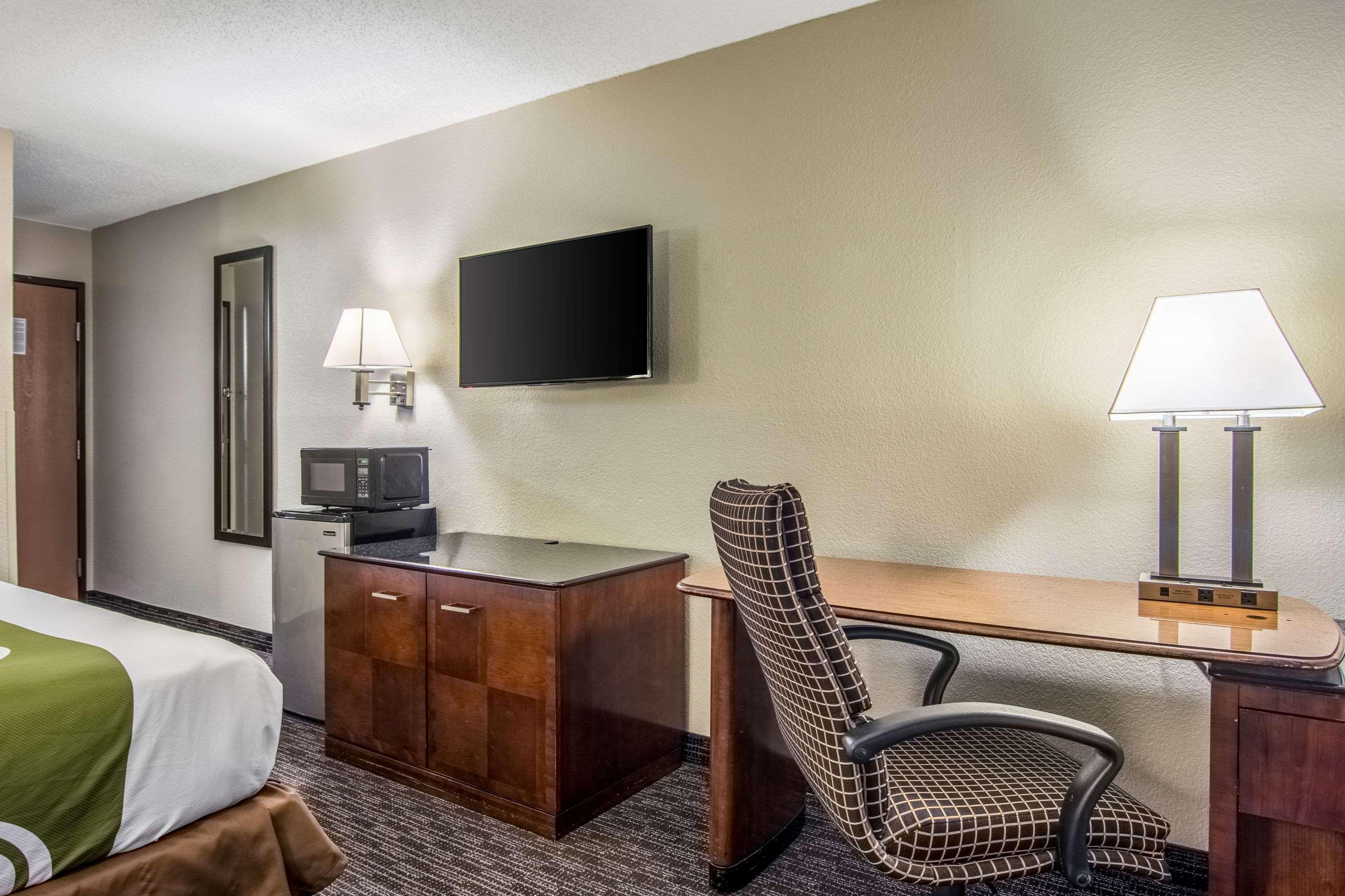 Quality Inn Atlanta Airport-Central College Park Екстер'єр фото