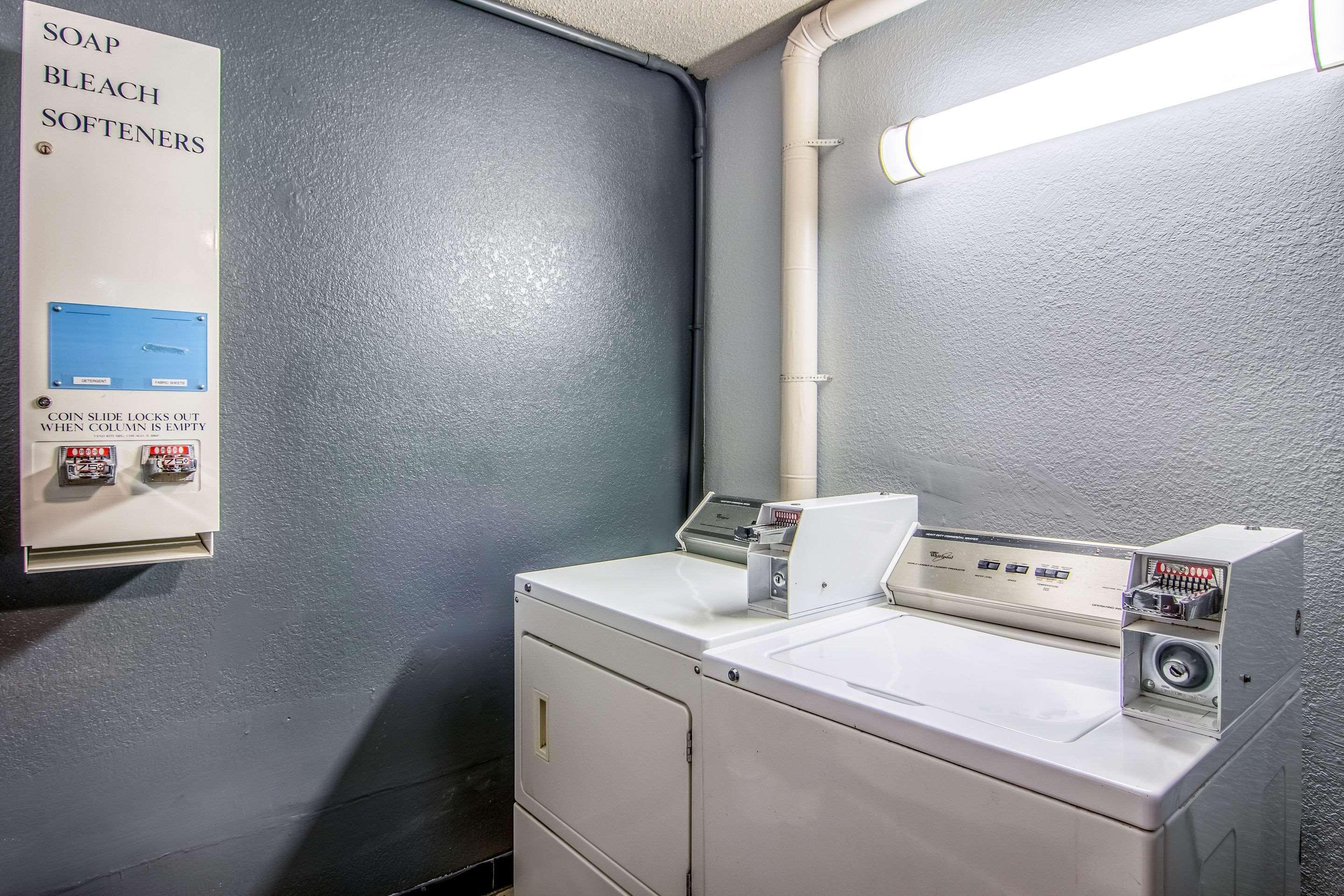 Quality Inn Atlanta Airport-Central College Park Екстер'єр фото