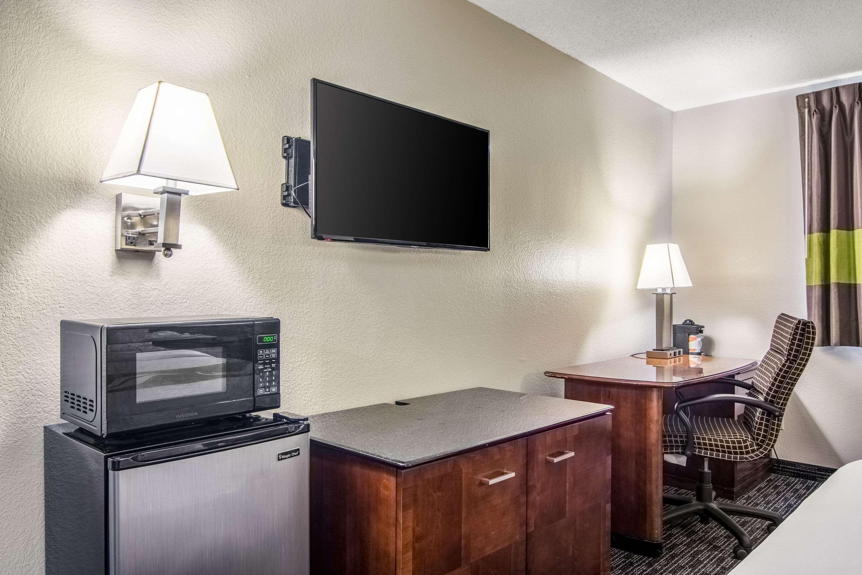 Quality Inn Atlanta Airport-Central College Park Екстер'єр фото